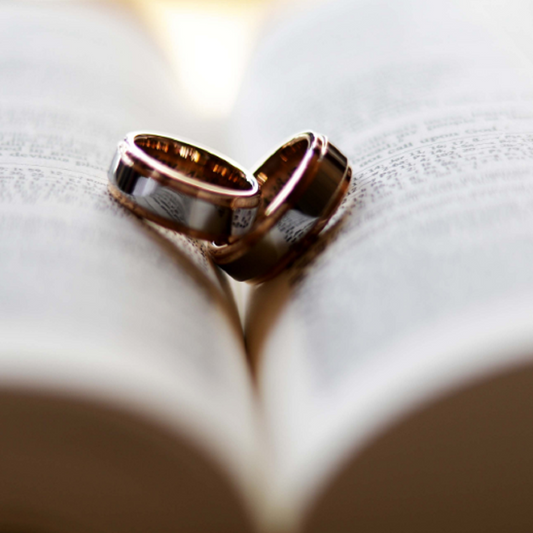How to Celebrate Wedding Anniversary - A Guide to Memorable Celebrations